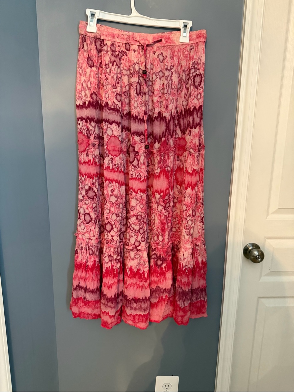 Charlie Paige Pink & Fuchsia Tie-Dye Maxi Skirt